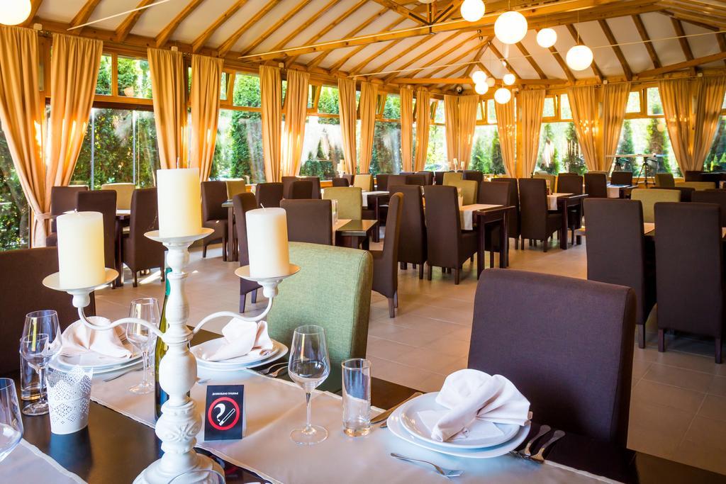 Hotel Danica Vrnjačka Banja Exteriör bild