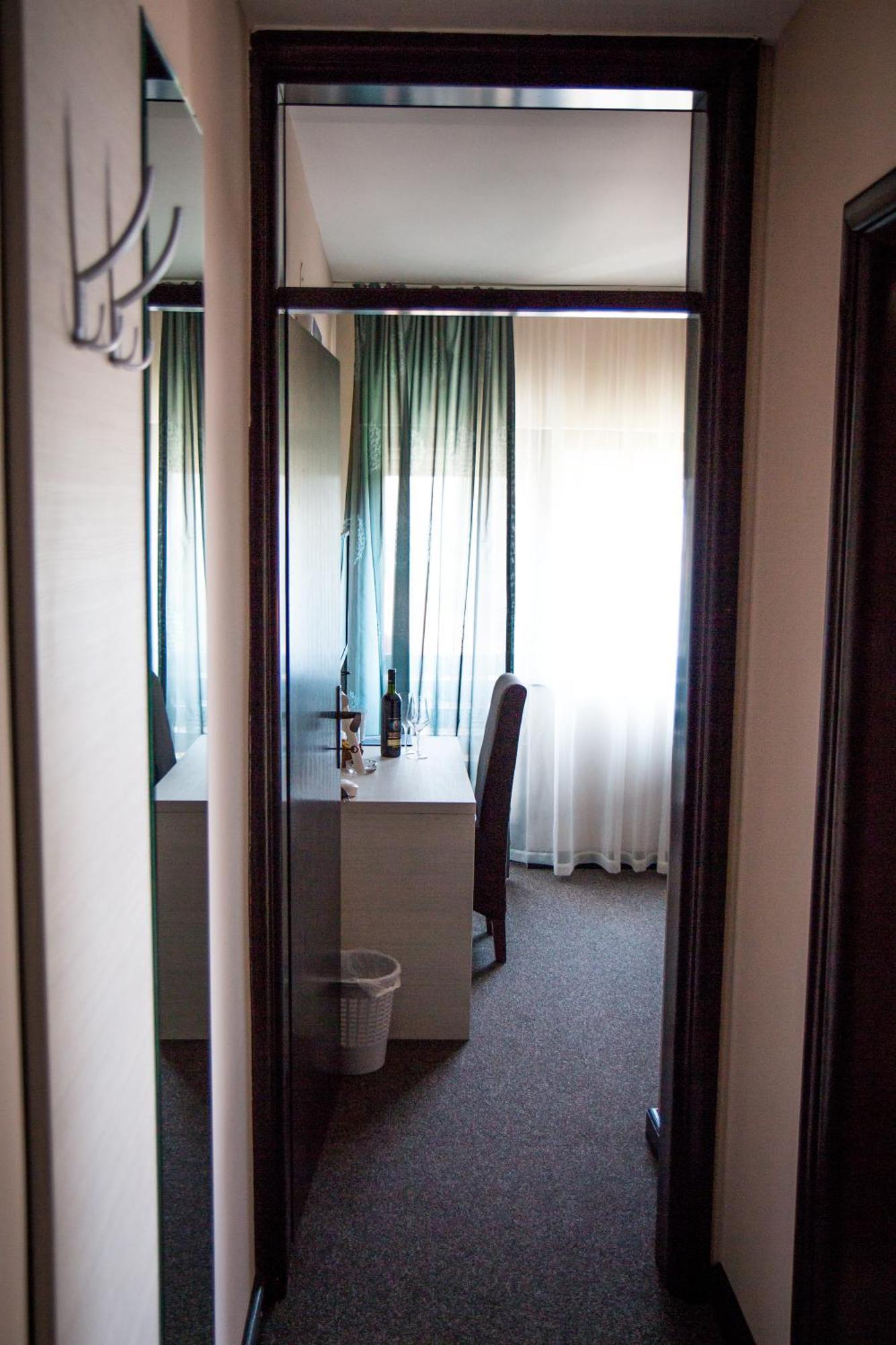 Hotel Danica Vrnjačka Banja Rum bild