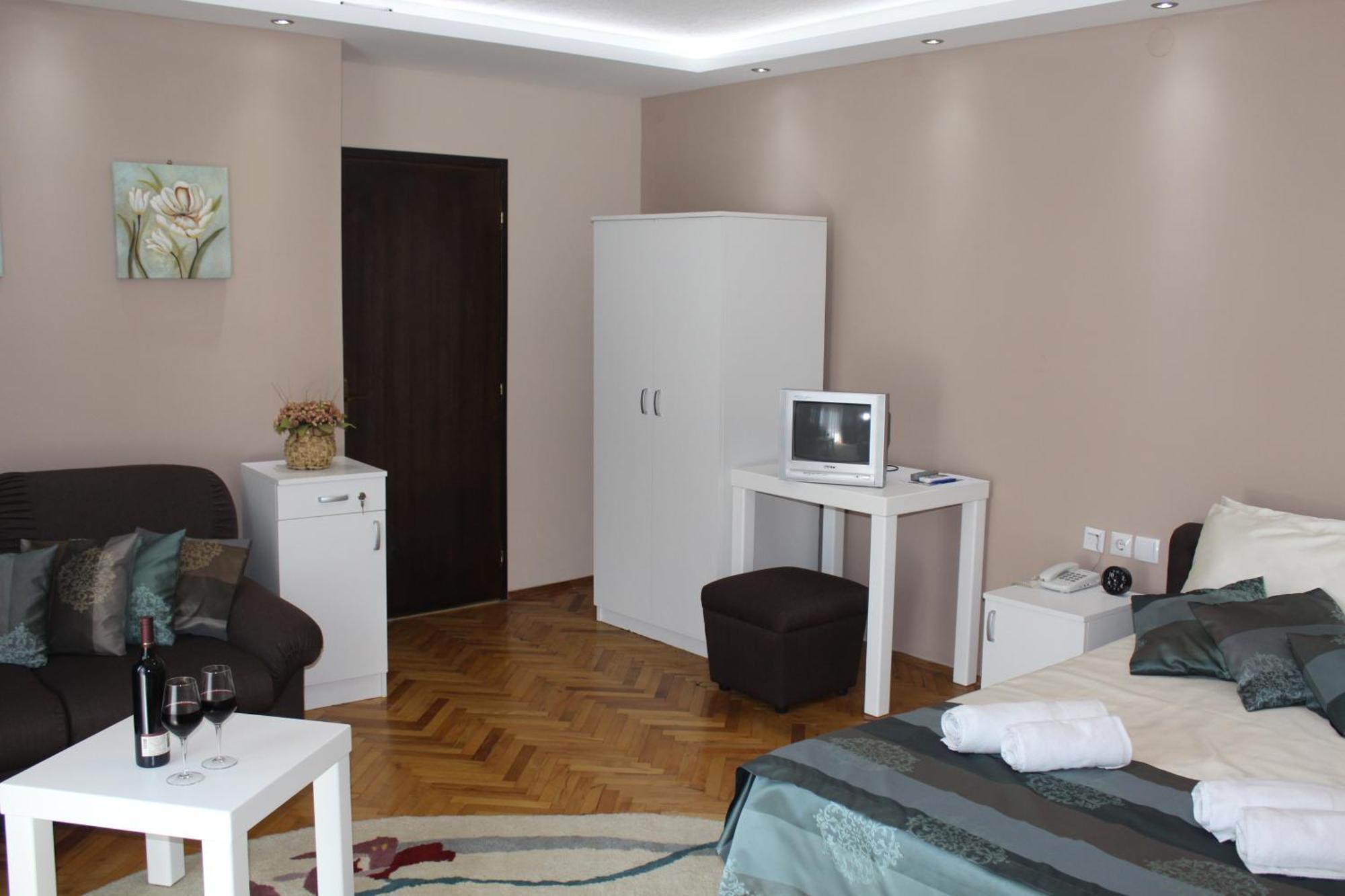 Hotel Danica Vrnjačka Banja Rum bild